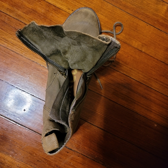 SAM EDELMAN MACKAY Nubuck Combat Booties Size 6- Olive Green - Picture 13 of 13